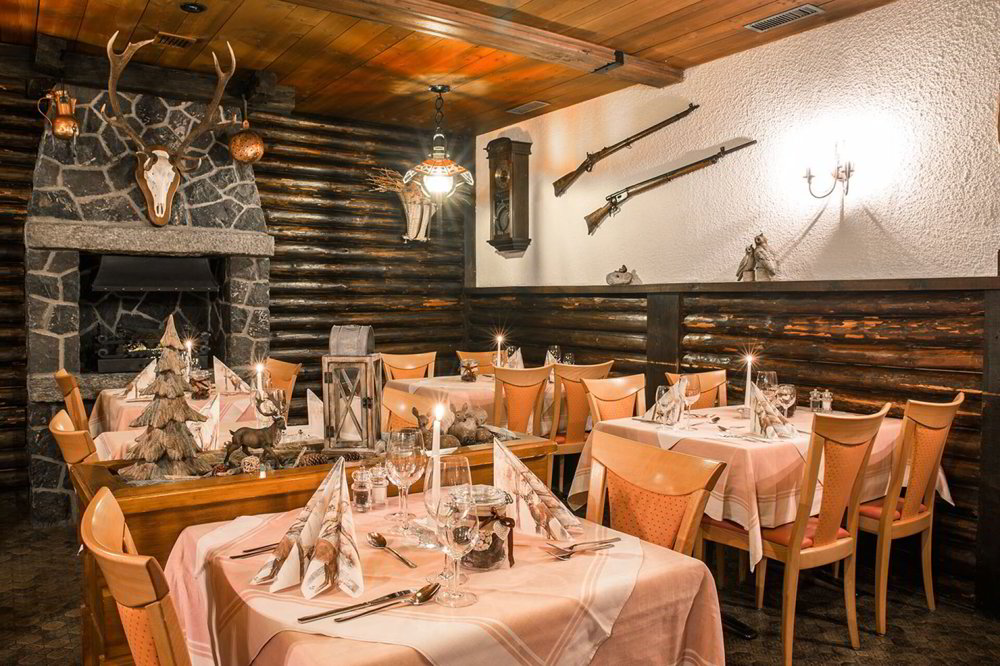25 Zimmer Büro zum verkaufen in Saas-Fee - Bild 1/17