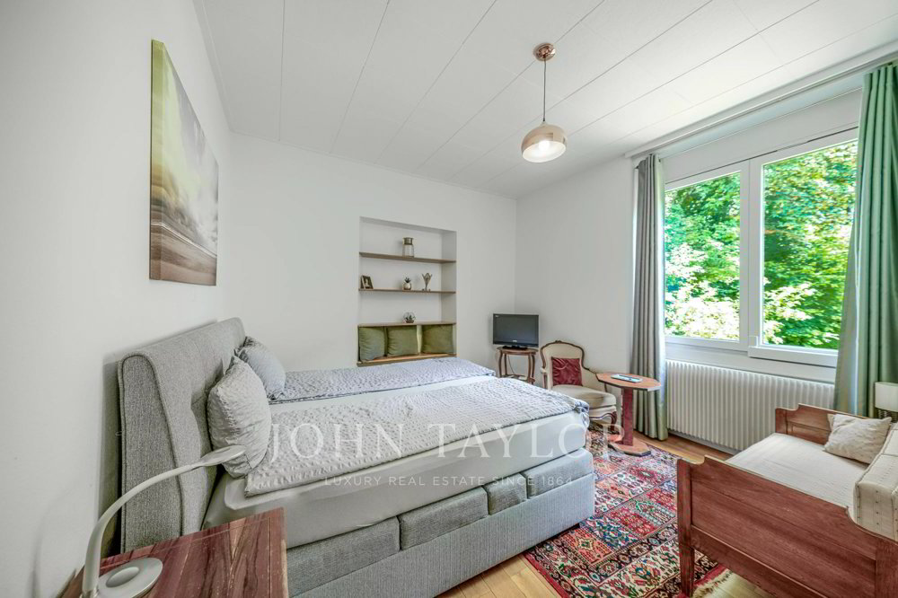 12 rooms House to buy in Blonay - image 1/13