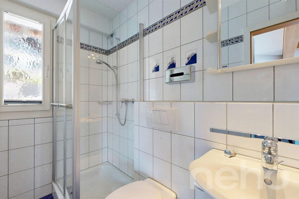 5.5 Zimmer Haus zum verkaufen in Emmetten - Bild 1/12
