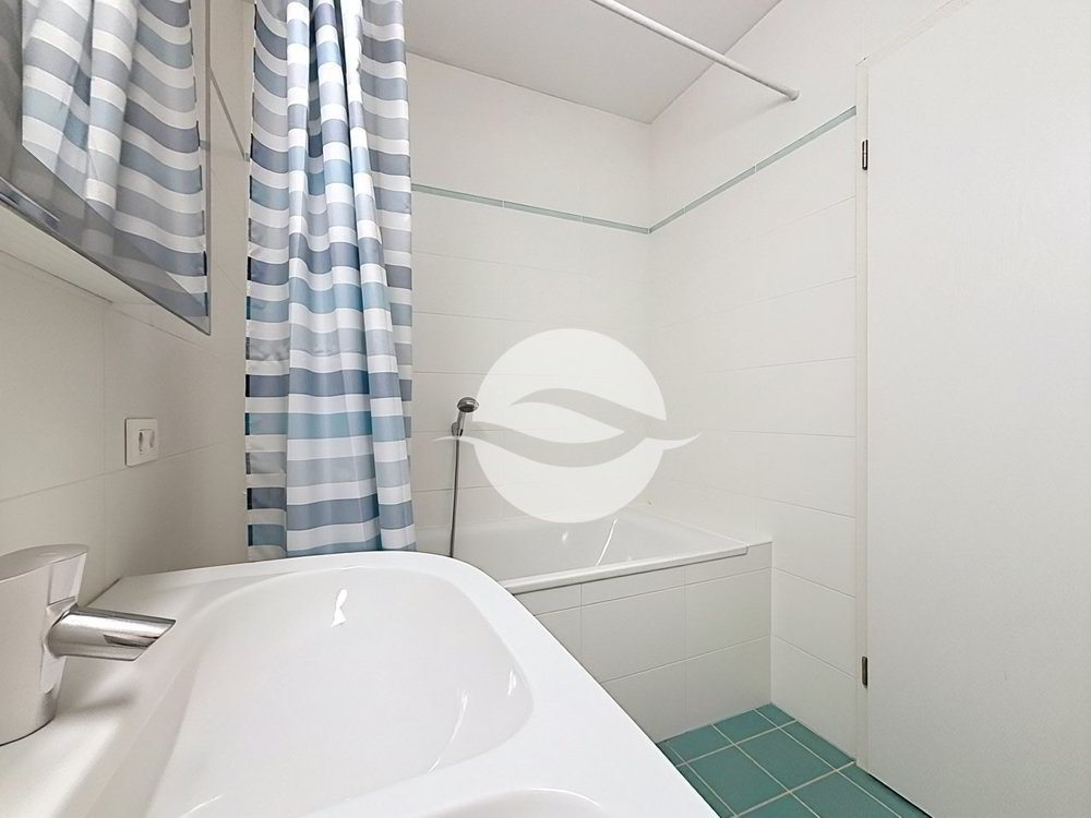 7 Zimmer Haus zu vermieten in Meyrin - Bild 1/13