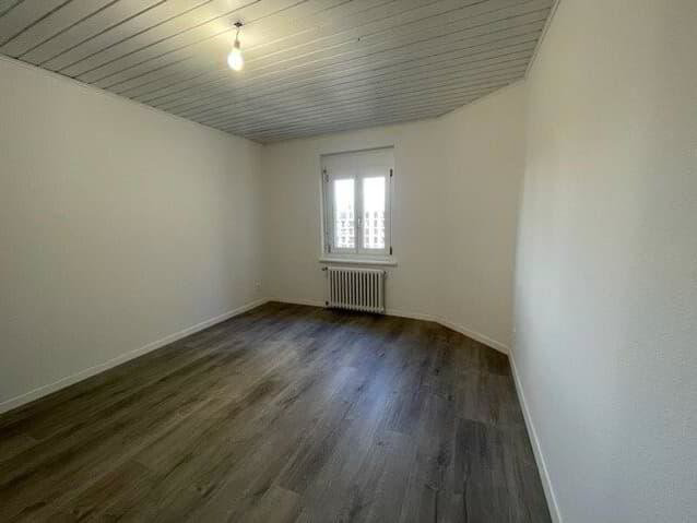 3 rooms Flat-sharing for rent in Fribourg - image 1/7