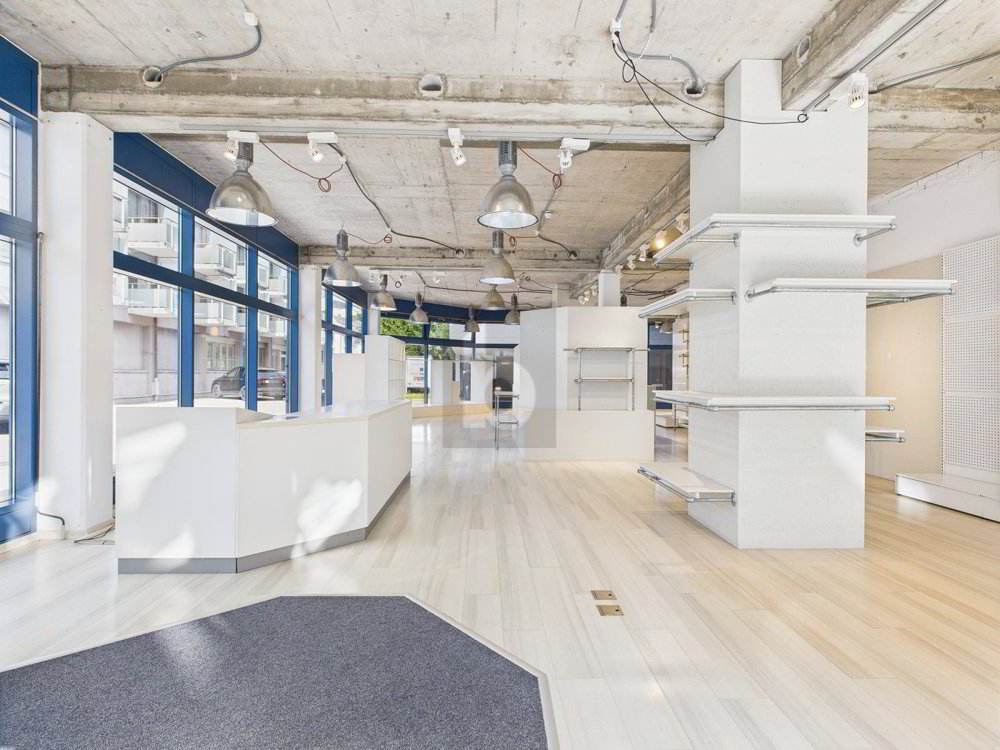 Lokal, 320 m²