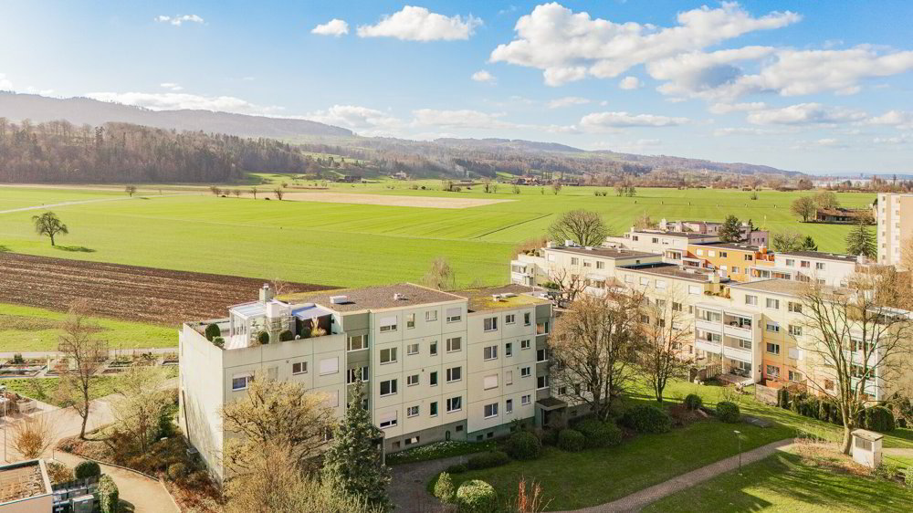 4 Zimmer Wohnung zum verkaufen in Mönchaltorf - Bild 1/10