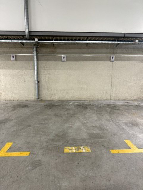 null Zimmer Parkplatz, Garage zu vermieten in Basel - Bild 1/4