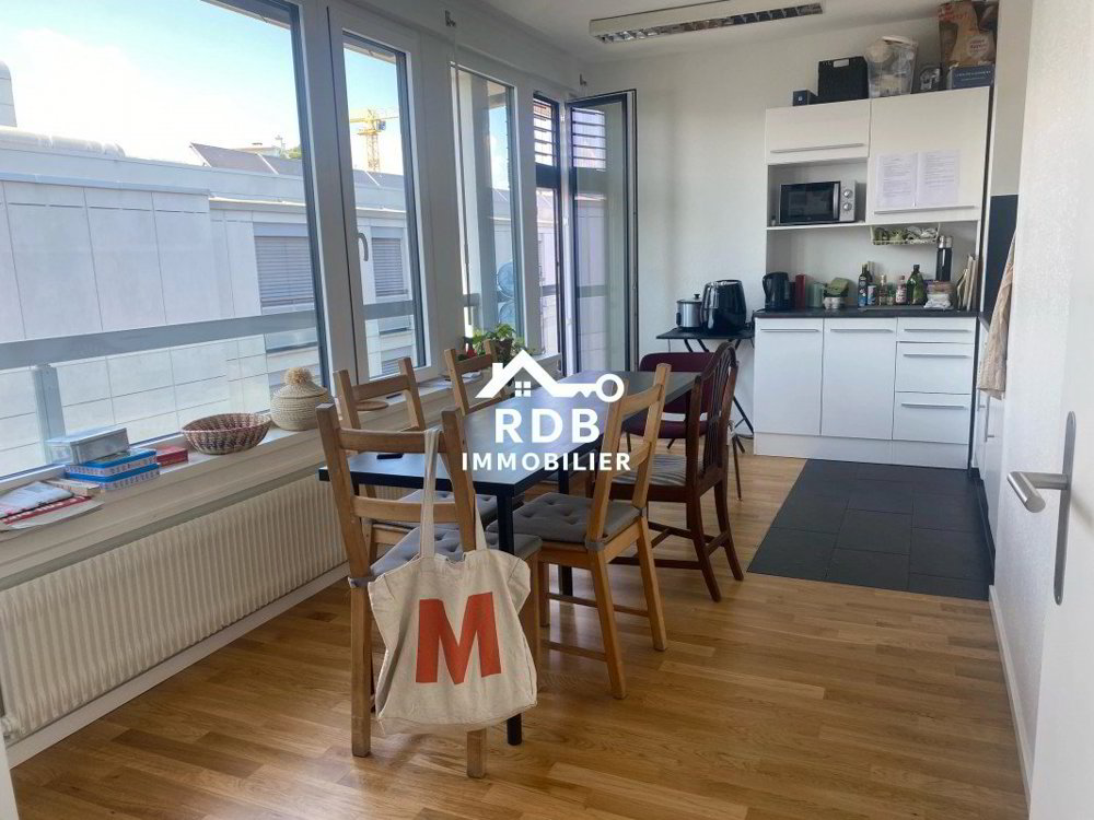 A LOUER - Nations / Gare - Bureau d'environ 180 m² (CHF 28,30.- le m2) - Ansicht 5