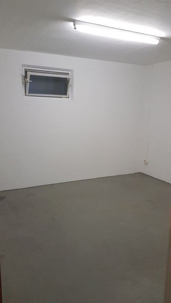 null rooms Office & Commercial for rent in Möhlin - image 1/2