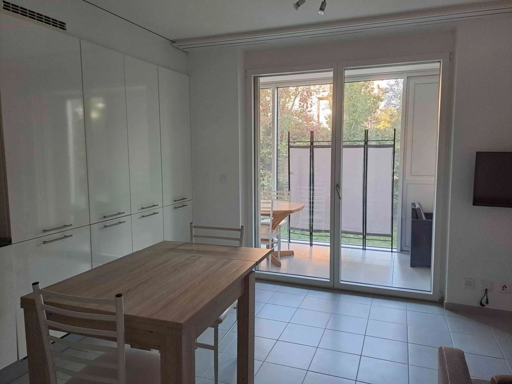 2 Zimmer Wohnung zu vermieten in Nyon - Bild 1/11