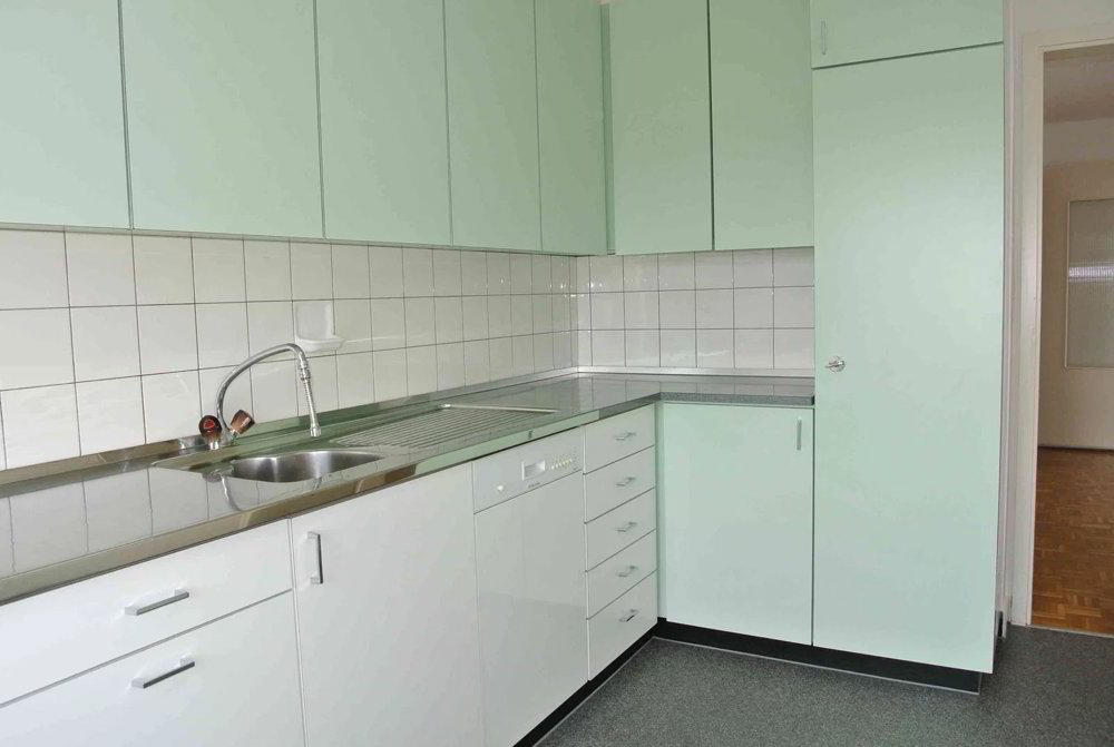 Attraktive 4-Zimmerwohnung an zentraler Lage - Ansicht 2