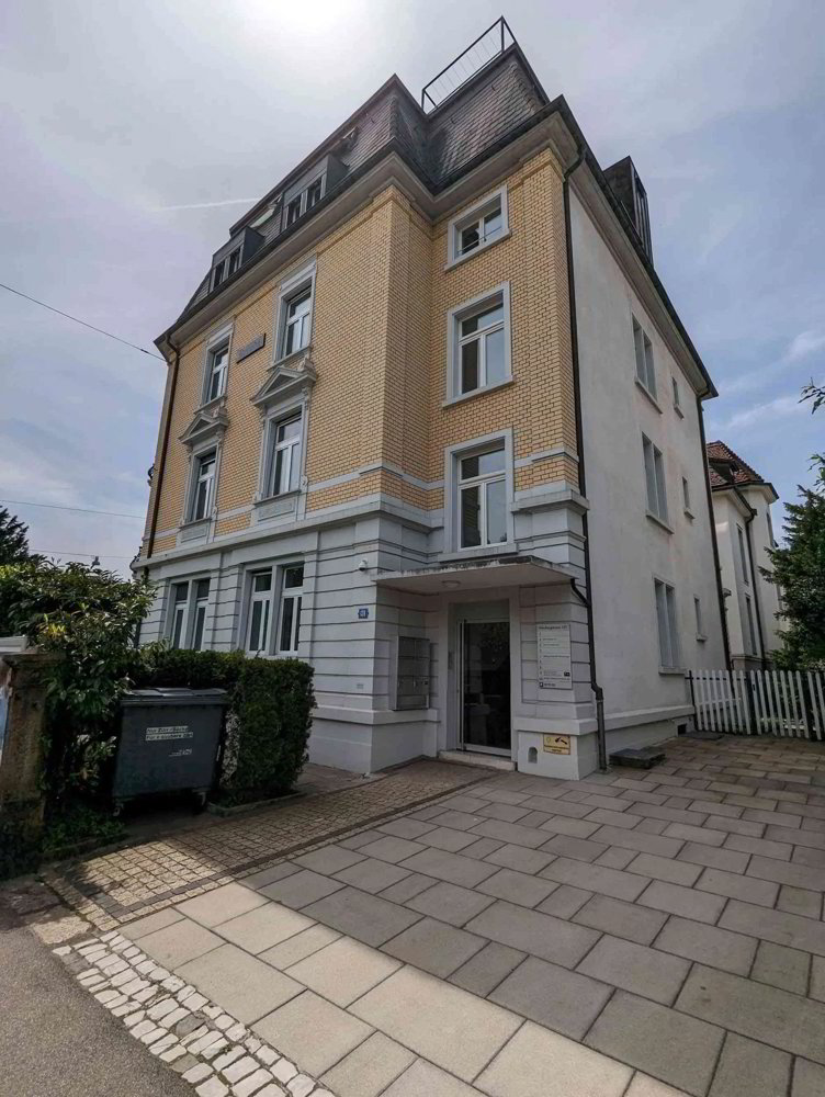 Appartement 5 pièces à louer à Zurich - image 1/13