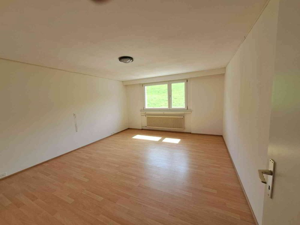 Helle 5,5-Zimmer-Wohnung mit Wintergarten - Ansicht 4