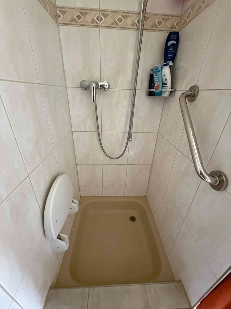 4.5 rooms Apartment for rent in Domat/Ems - image 1/11