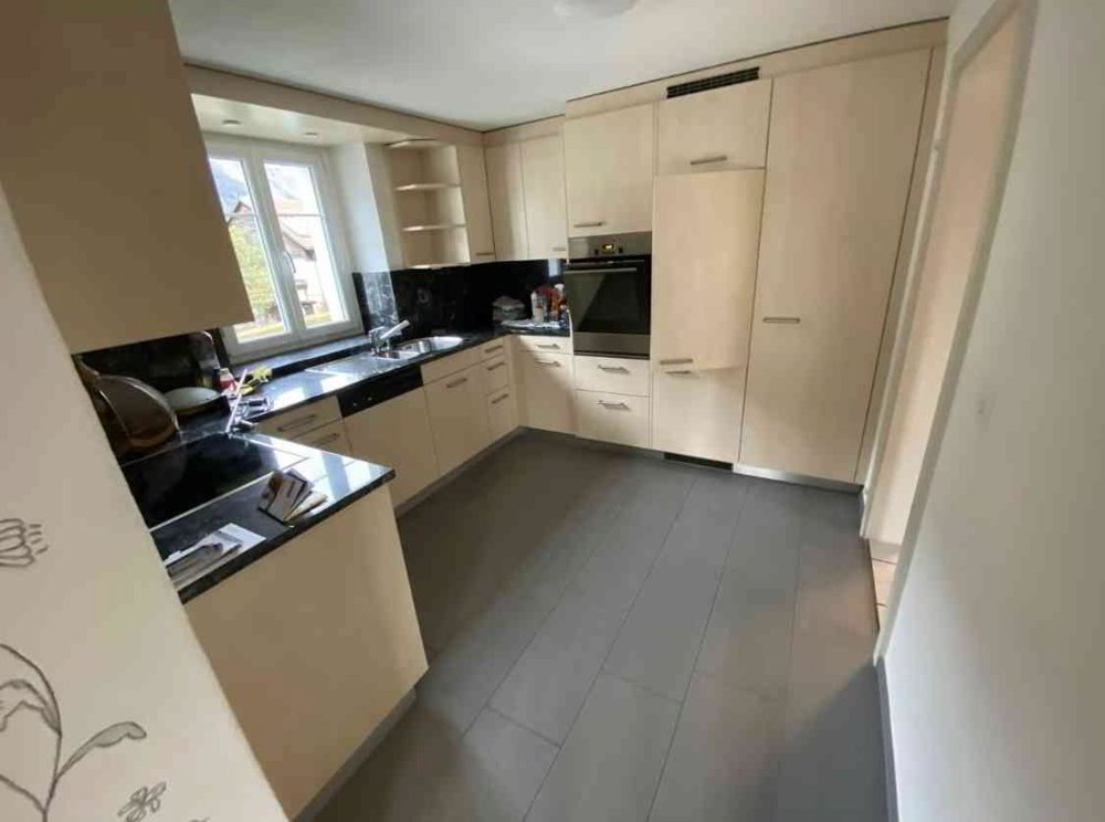 Nachmieter gesucht per Sofort für 4.5 Zimmer Wohnung - Ansicht 2