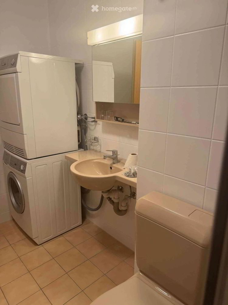 Entdecken Sie diese wunderschön renovierte 3,5-Zimmer - Ansicht 4