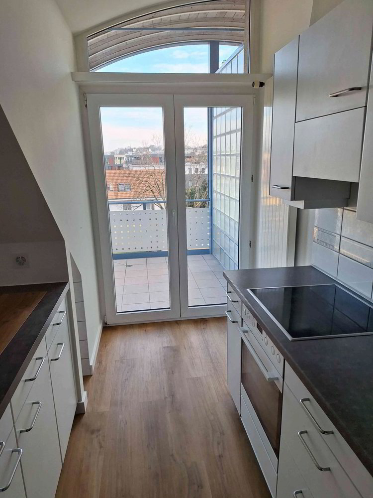 4.5-Zimmer-Dachwohnung mit Schwedenofen in Binningen - Ansicht 5