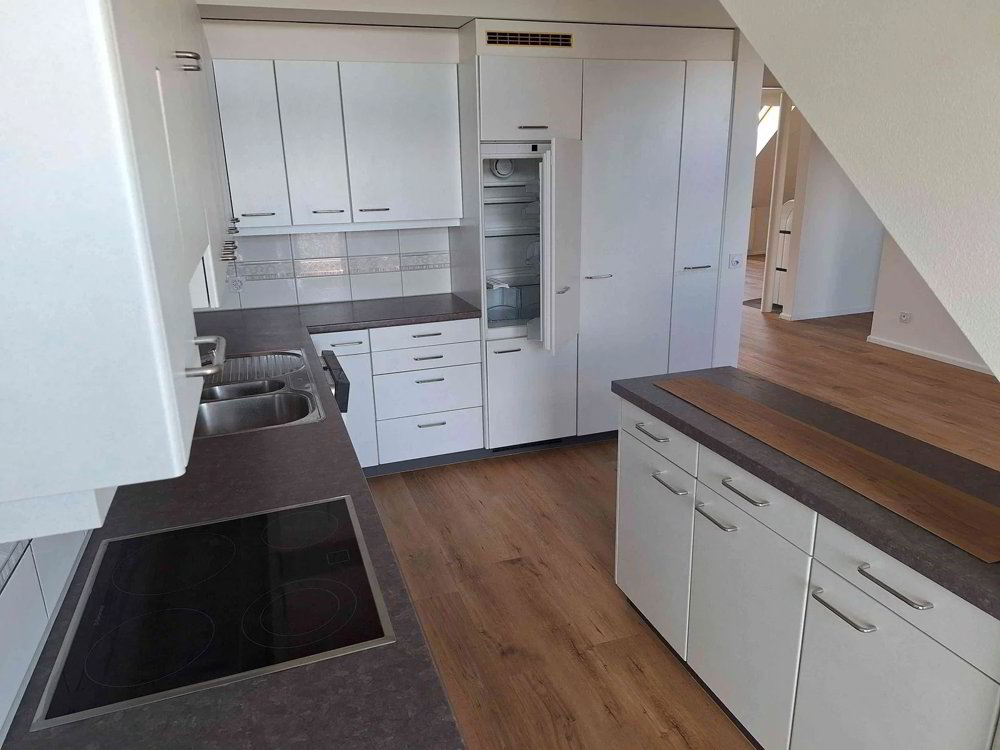 4.5-Zimmer-Dachwohnung mit Schwedenofen in Binningen - Ansicht 6