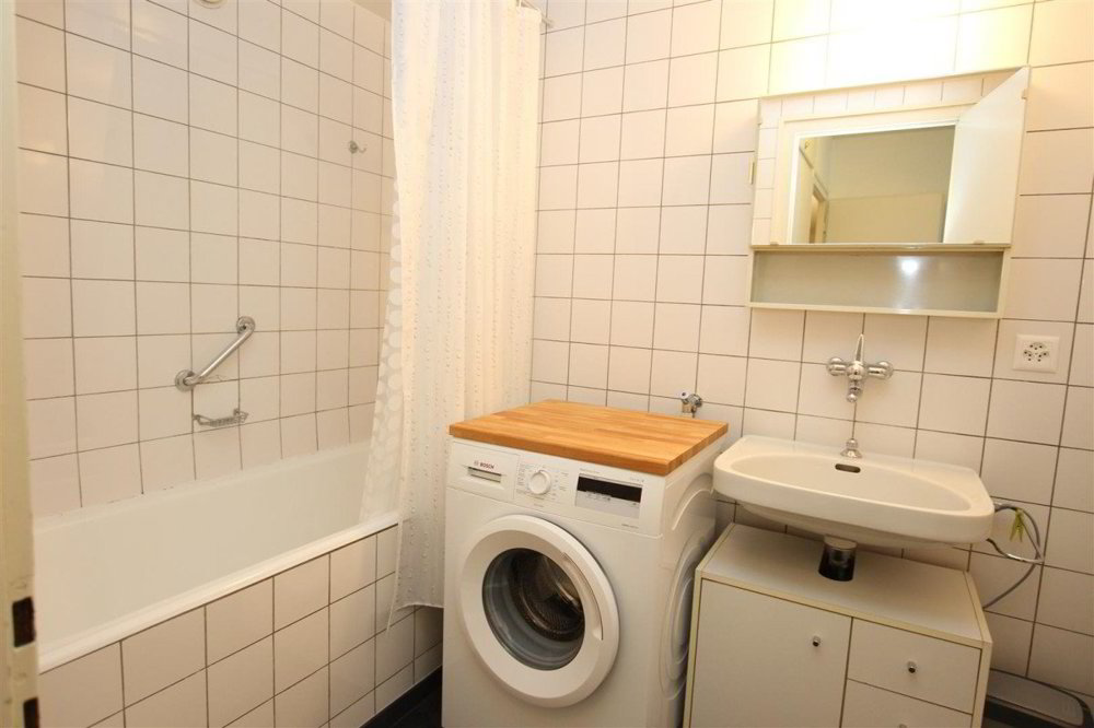 Appartement 3 pièces à louer à Genève - image 1/7