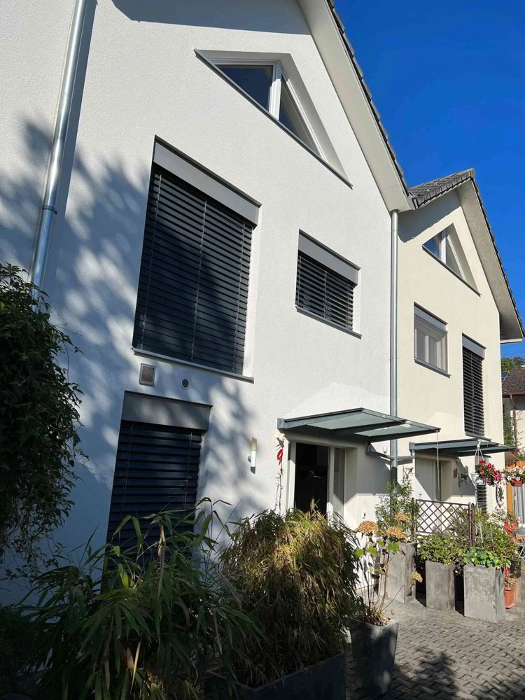 5.5 rooms House for rent in Suhr - image 1/9