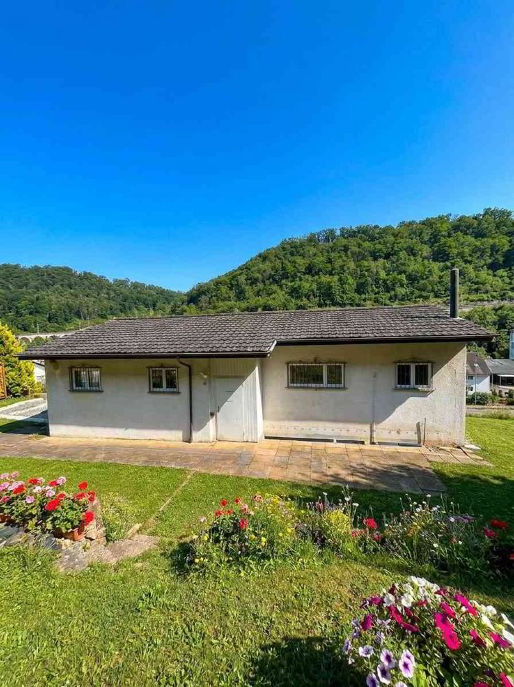 5.5 Zimmer Haus zum verkaufen in Rümlingen - Bild 1/12