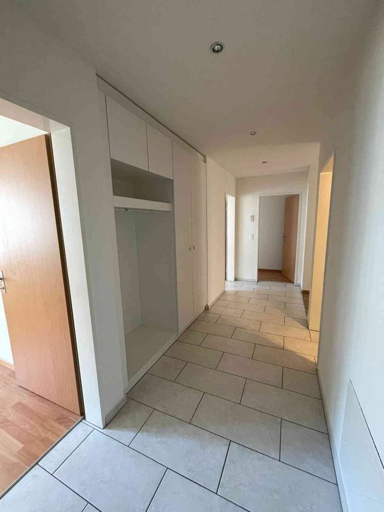 4.5 rooms Apartment for rent in Altdorf UR - image 1/12