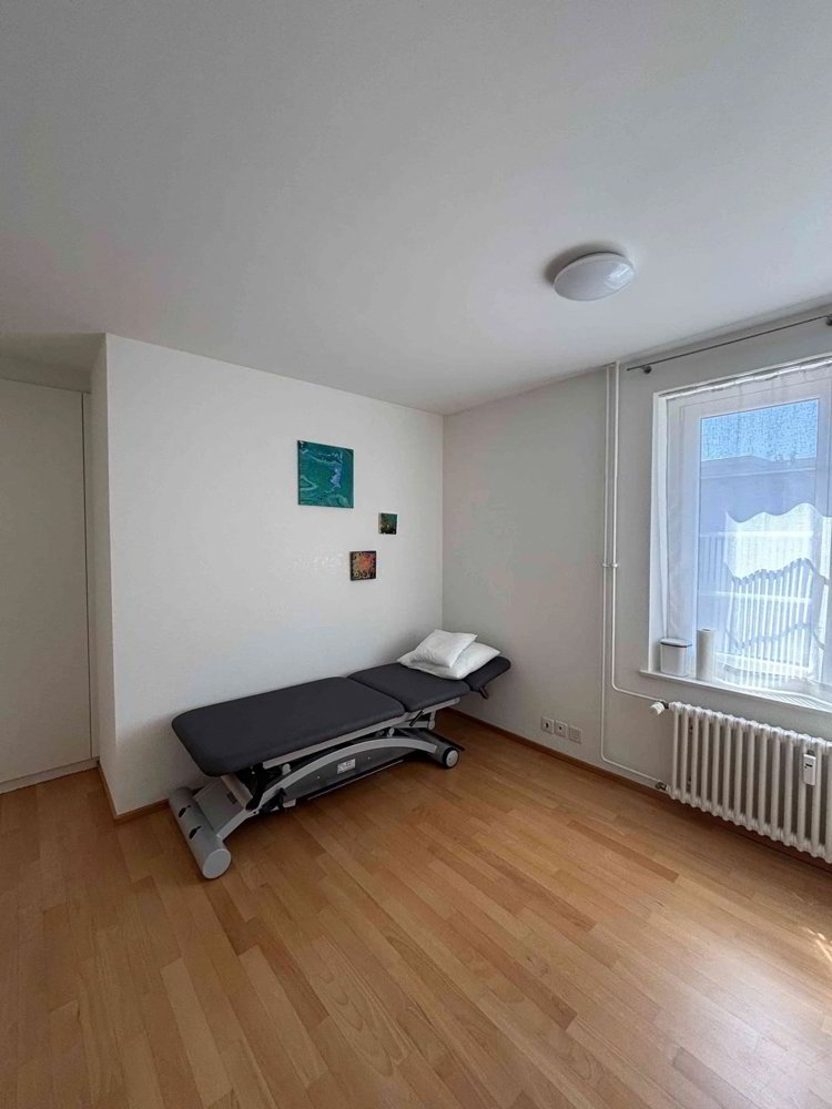2 zentrale Praxisräume in Reinach BL zu vermieten - Ansicht 5