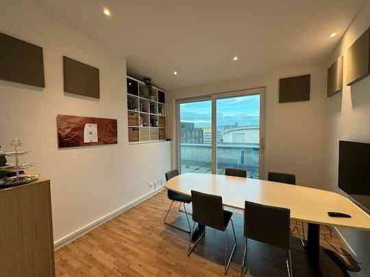 1 rooms Office & Commercial for rent in Pfäffikon SZ - image 1/1