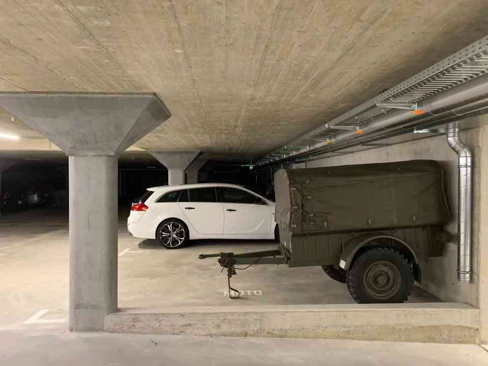 null Zimmer Parkplatz, Garage zu vermieten in Aesch BL - Bild 1/2
