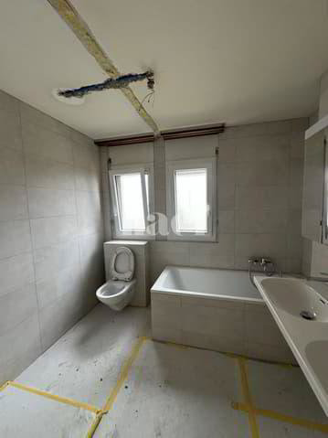 Appartement 4.5 pièces à louer à Neuchâtel - image 1/10