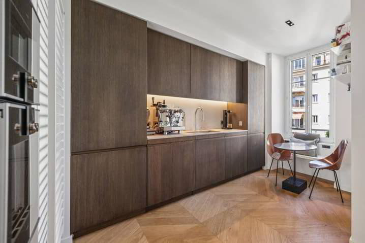 5.5 rooms Apartment to buy in Lausanne - image 1/5