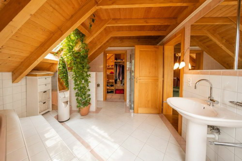 9 rooms House to buy in Wald AR - image 1/13