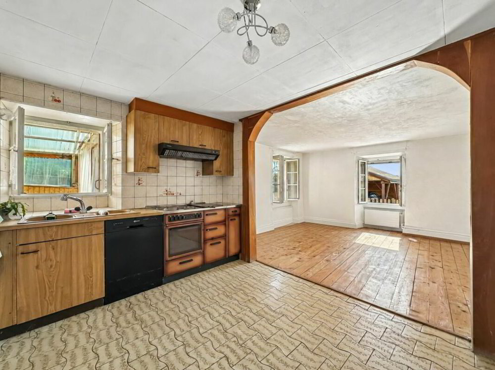 8 Zimmer Haus zum verkaufen in L'Abergement - Bild 1/13