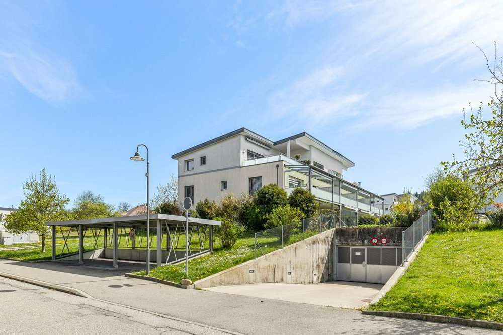 4 Zimmer Wohnung zum verkaufen in Cugy VD - Bild 1/12