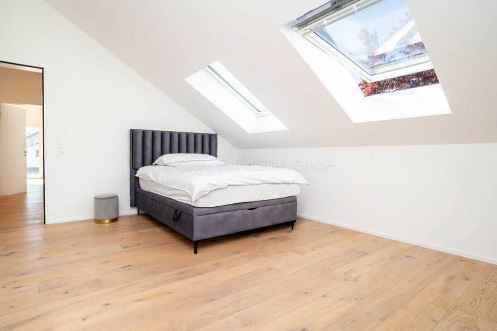 Casa di 7 locali in vendita a Nürensdorf - immagine 1/13