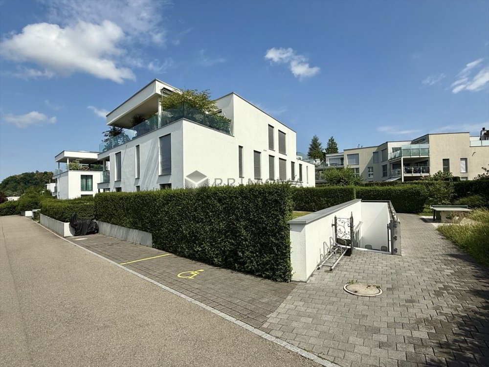 Ufficio & Commercio di 1.5 locali in vendita a Kloten - immagine 1/12