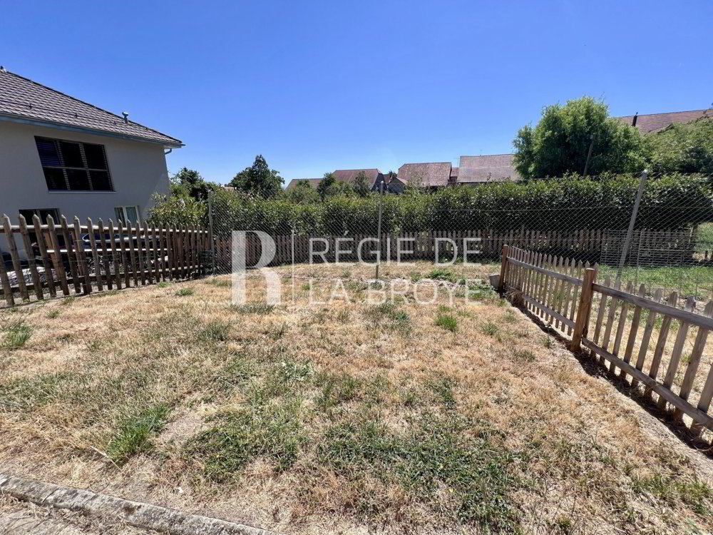 4.5 rooms Apartment for rent in Champtauroz - image 1/16