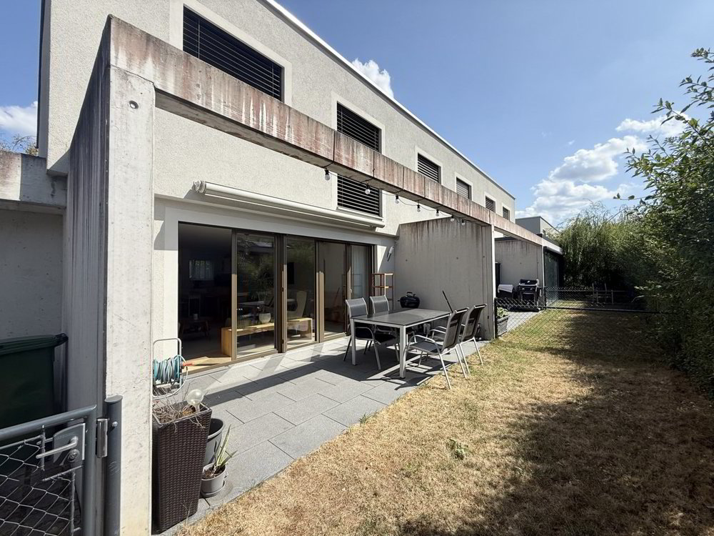 House in Reinach BL, Bezirk Arlesheim - Mehr