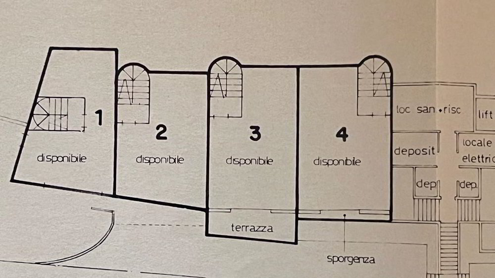 5.5 rooms House to buy in Vernate - image 1/26