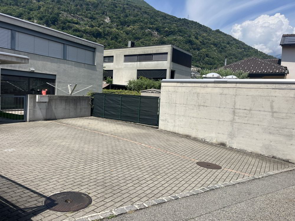 Casa di 5.5 locali in vendita a Monte Carasso - immagine 1/25