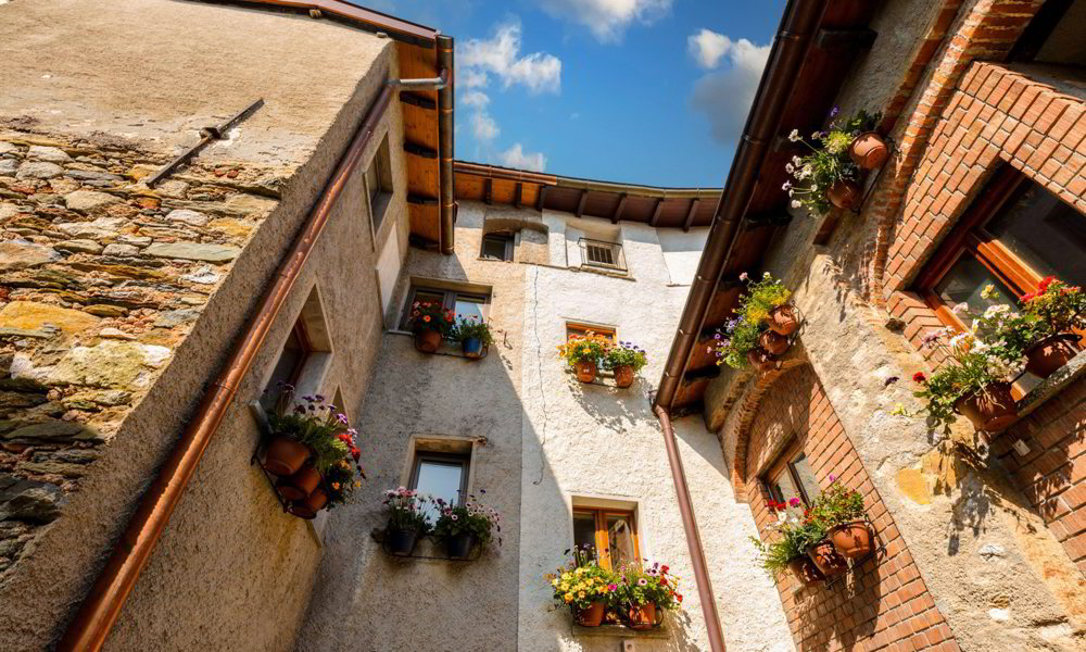 7 rooms House to buy in Curio - image 1/16