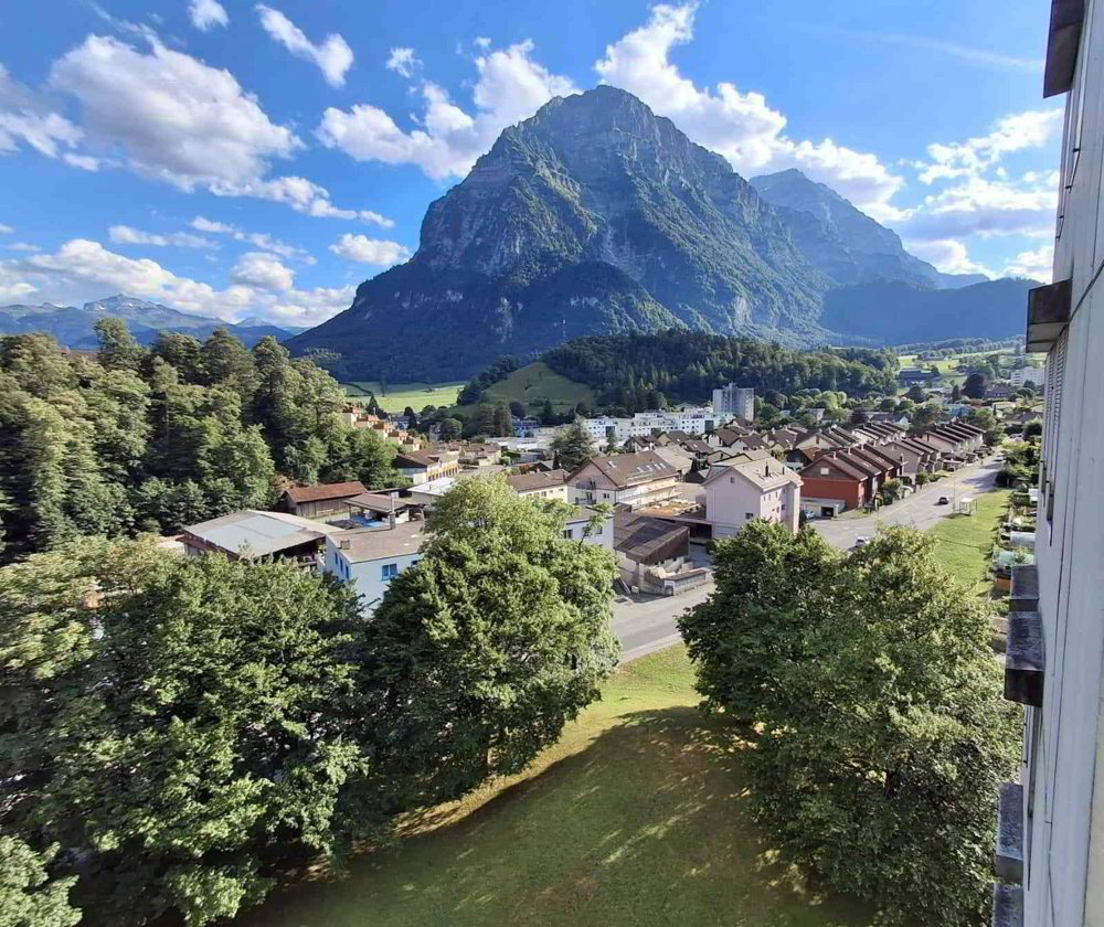 Appartement 3.5 pièces à louer à Glarus - image 1/11