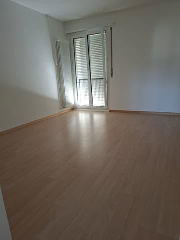 Wohnung – Le Locle, Les Monts, Région Montagnes - Mehr