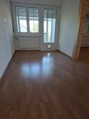3 Zimmer Wohnung zu vermieten in Le Locle - Bild 1/8