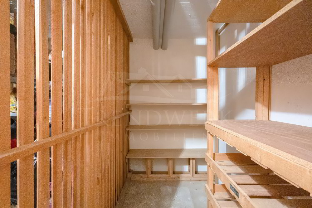6 rooms Apartment to buy in Rüfenacht BE - image 1/11
