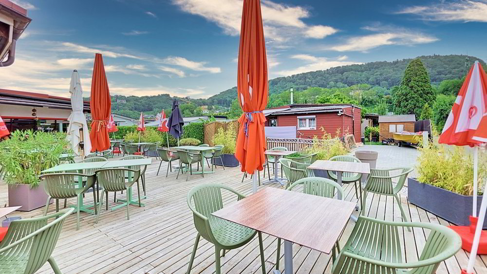 Seltene Gelegenheit: Café-Restaurant in der Nähe des Sees in Cheyres - Mehr
