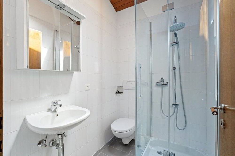 6 rooms House to buy in Rovio - image 1/13