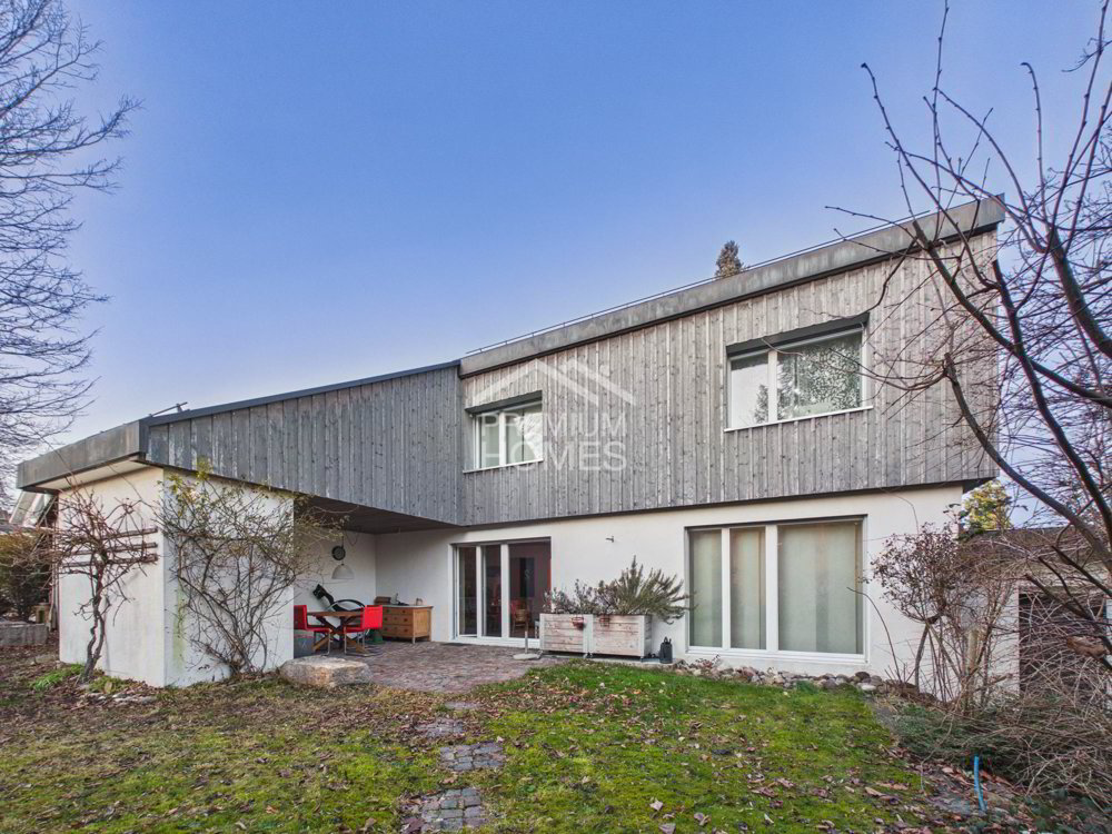 Maison 7 pièces à acheter à Brütten - image 1/7