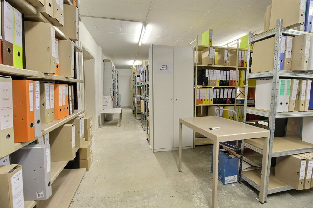 Bureau & Commerce null pièces à acheter à Fribourg - image 1/13