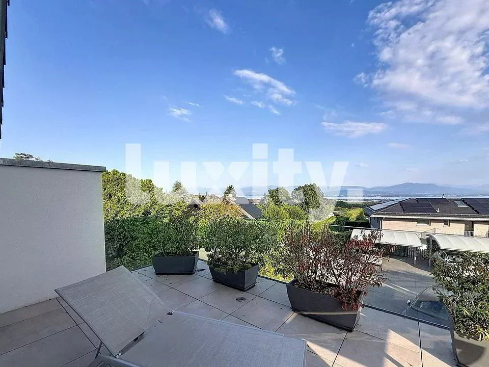 4 Zimmer Wohnung zu vermieten in Nyon - Bild 1/9