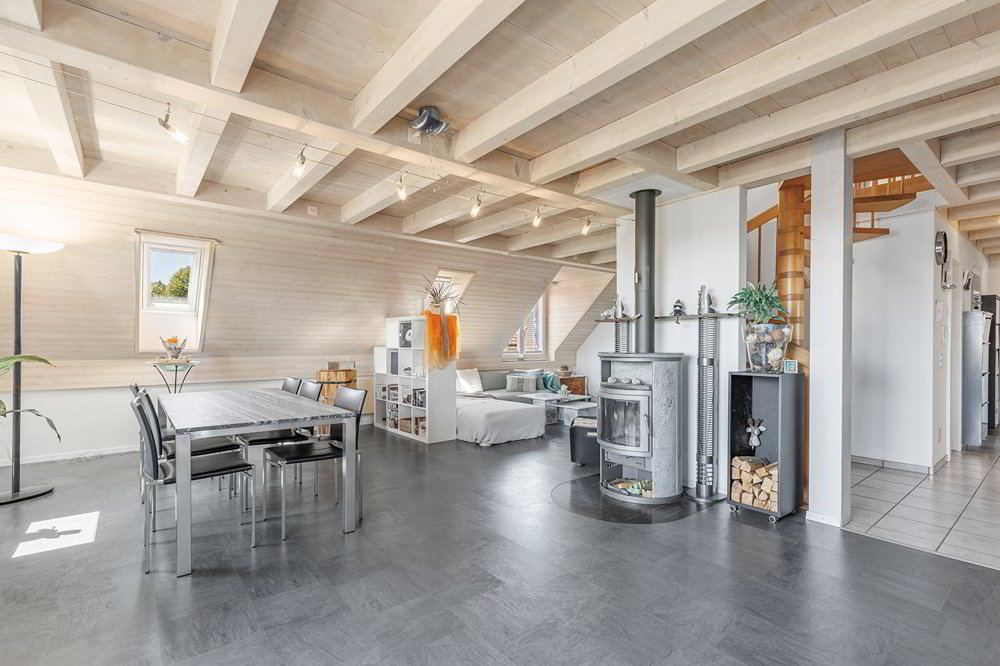 4 Zimmer Wohnung zum verkaufen in Humlikon - Bild 1/7