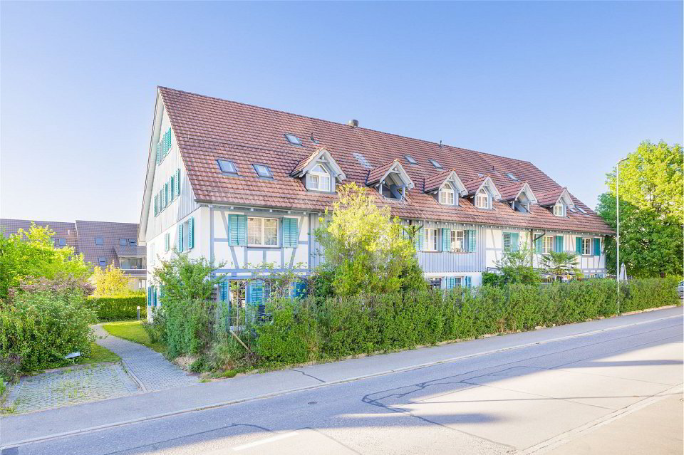 Appartamento di 5 locali in vendita a Bachenbülach - immagine 1/13
