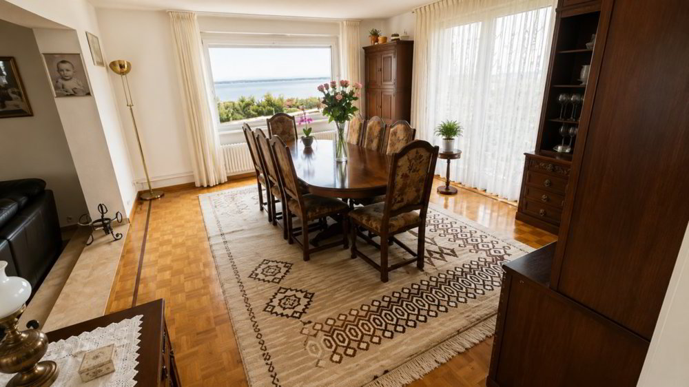 Casa di 5 locali in vendita a Neuenburg - immagine 1/13